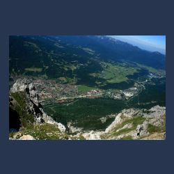 2010-07-09_12-18_Karwendel-HW_Blick-Mittenwald (1).JPG